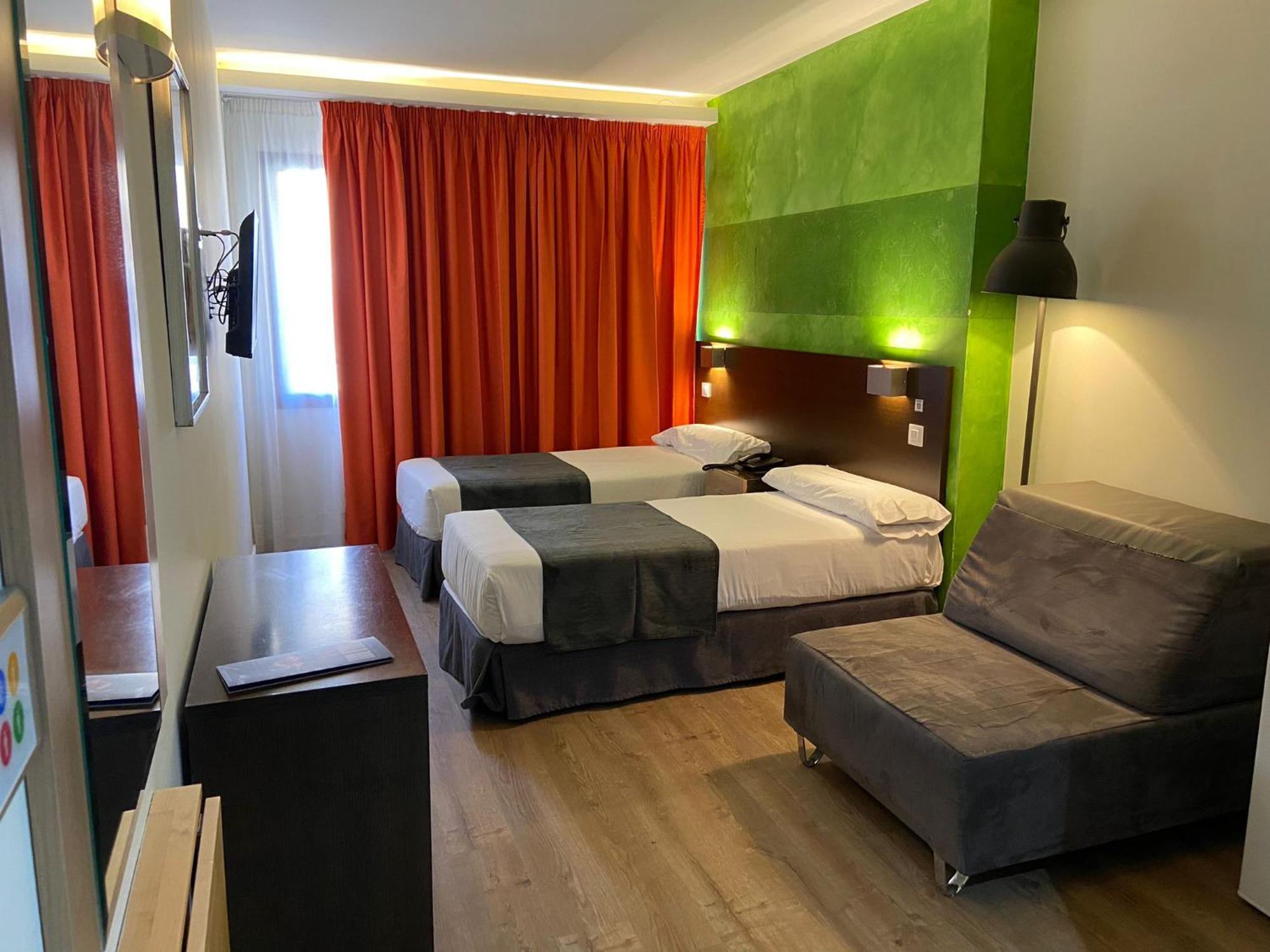 Apartamentos Recoletos Madrid Ngoại thất bức ảnh