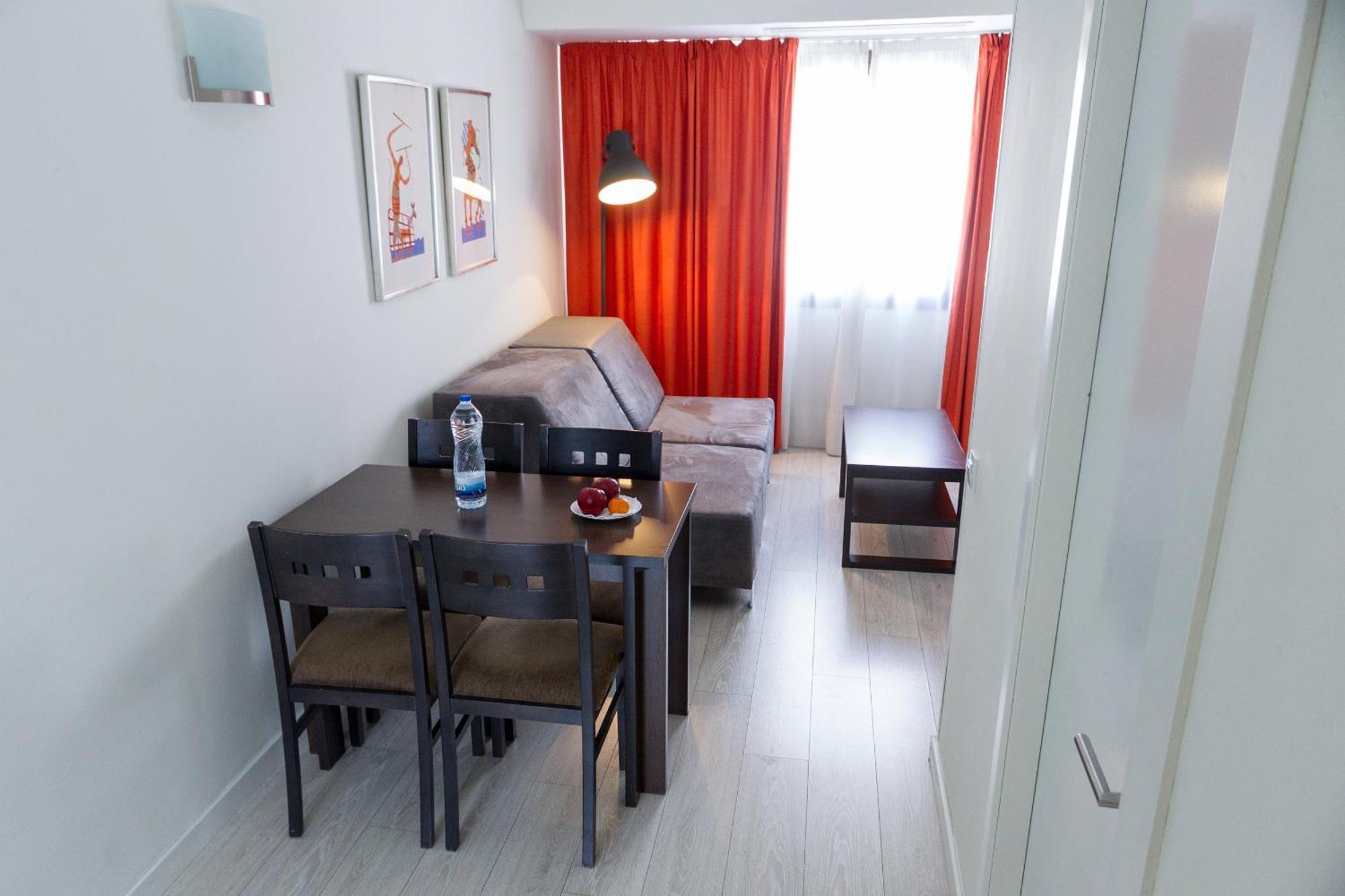 Apartamentos Recoletos Madrid Ngoại thất bức ảnh